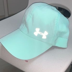 Under armour women’s cap